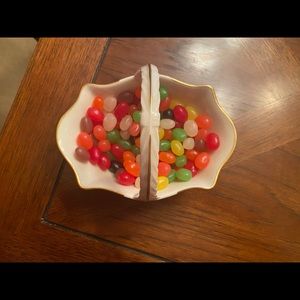 VINTAGE LENOX CHINA BASKET DISH W/GOLD TRIM